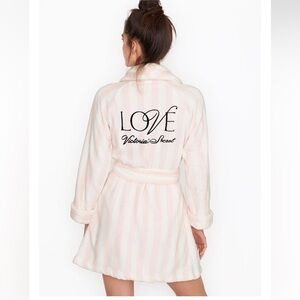NWOT Victoria's Secret Women’s M/L Pink Striped Women's Robe Love Embroidered
